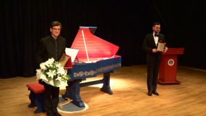 Ankara, Turcja, Sławomir Zubrzycki (viola organista) i Wojciech S. Wocław (konferansjer)